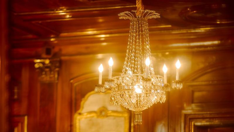 Leuchter in der Gesellschaftsstube