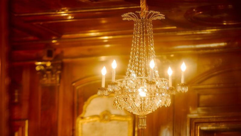 Leuchter in der Gesellschaftsstube zu Kaufleuten